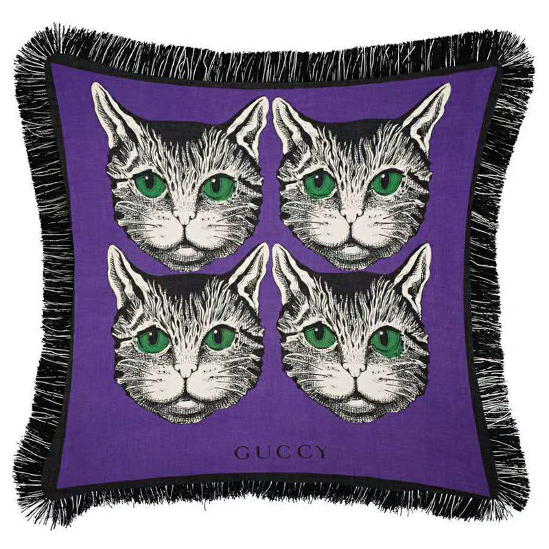 Декоративная подушка с вышивкой Cтиль Gucci Four Cats Violet Фиолетовый Зеленый Черно-белый Декоративная подушка с вышивкой Cтиль Gucci Four Cats Violet Фиолетовый Зеленый Черно-белый в Брянске | Loft Concept