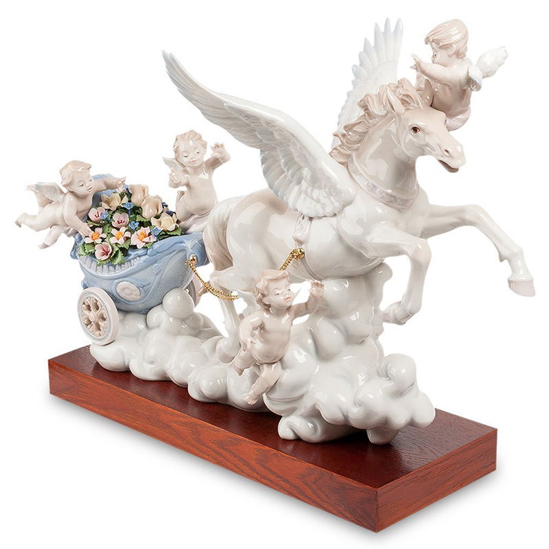 Статуэтка фарфоровая Небесная колесница Charming Statuette Белый Розовый Голубой Зеленый Бежевый Коричневый Статуэтка фарфоровая Небесная колесница Charming Statuette Белый Розовый Голубой Зеленый Бежевый Коричневый в Брянске | Loft Concept