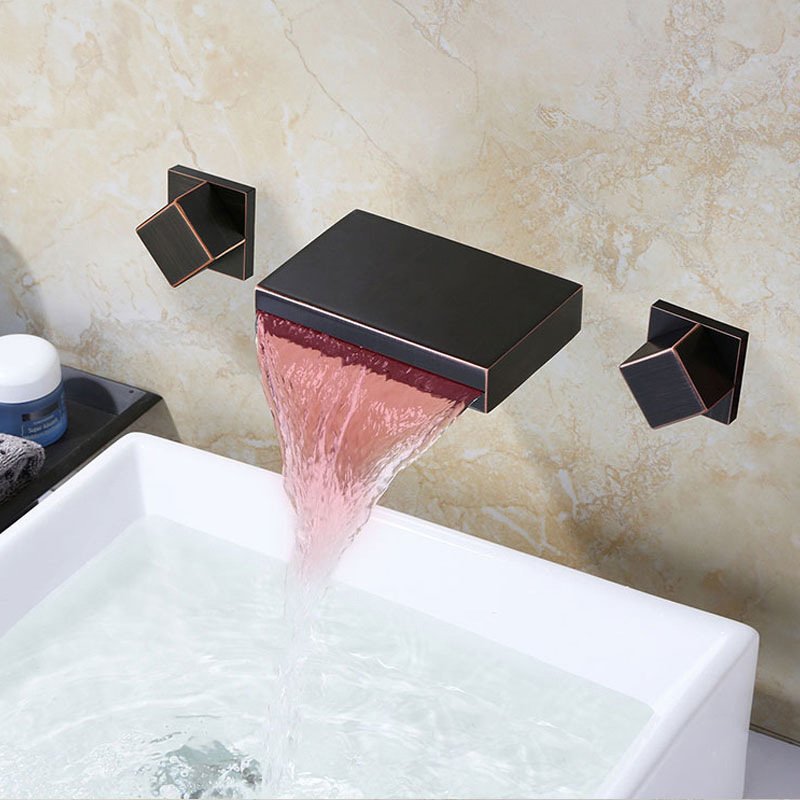 Смеситель с подсветкой для воды Led black cubes Черный Смеситель с подсветкой для воды Led black cubes Черный в Брянске | Loft Concept