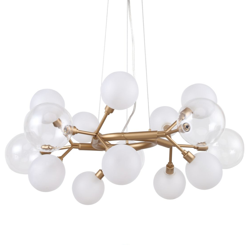 Люстра Berries Chandelier White 68 матовое золото Прозрачный Прозрачный белый Люстра Berries Chandelier White 68 матовое золото Прозрачный Прозрачный белый в Брянске | Loft Concept