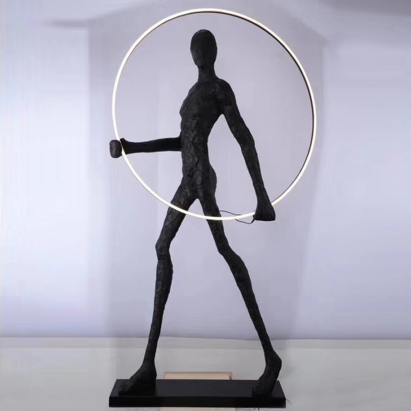 Торшер Man carries light circle Черный Торшер Man carries light circle Черный в Брянске | Loft Concept