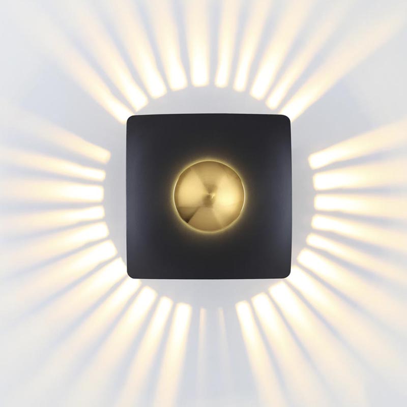 Настенный светильник Golden Mean Square Черный Золотой Настенный светильник Golden Mean Square Черный Золотой в Брянске | Loft Concept