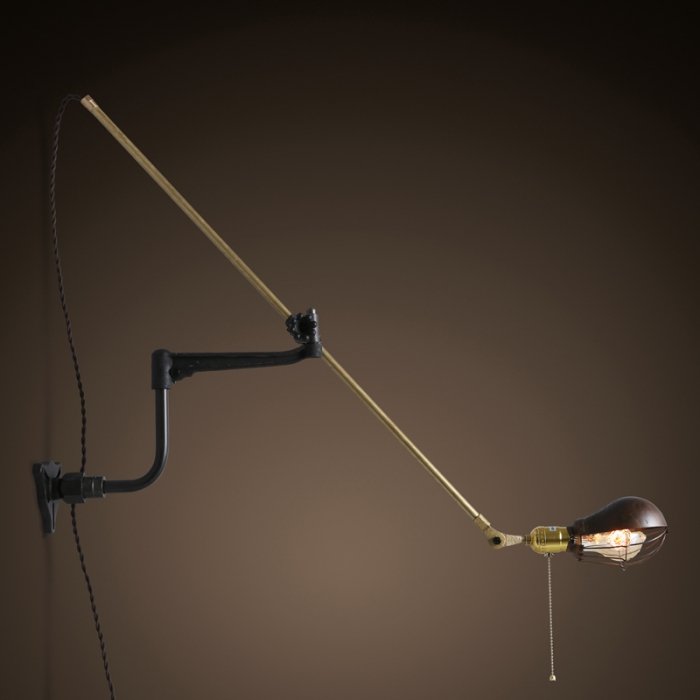 Настенный светильник Steampunk Extension Pole Bra Латунь Черный Настенный светильник Steampunk Extension Pole Bra Латунь Черный в Брянске | Loft Concept