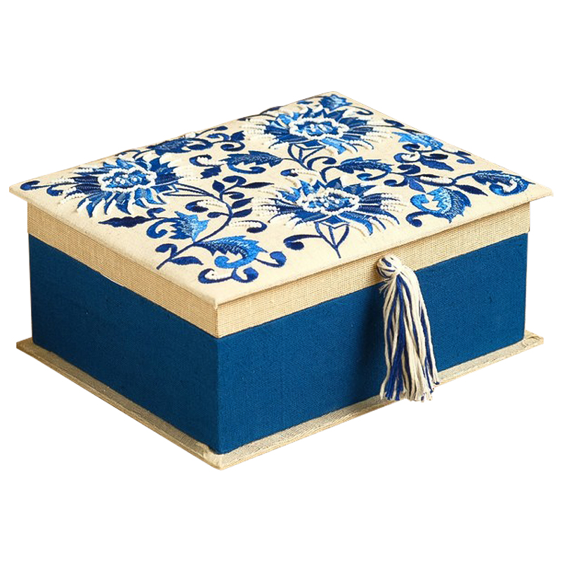 Шкатулка с вышивкой Blue Flowers Beads Embroidery Box Бежевый Синий Голубой Шкатулка с вышивкой Blue Flowers Beads Embroidery Box Бежевый Синий Голубой в Брянске | Loft Concept