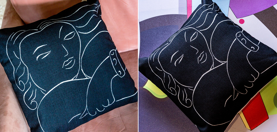 Декоративная подушка White Silhouette Pasiphae Pillow Декоративная подушка White Silhouette Pasiphae Pillow - Loft-Concept в Брянске