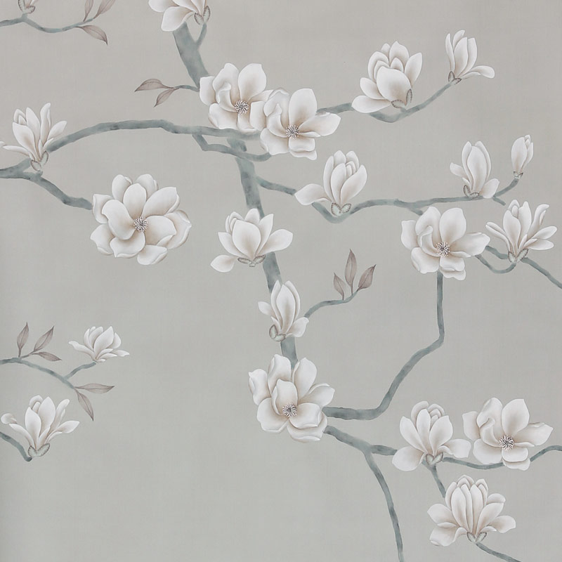 Обои ручная роспись Magnolia Canopy Original Colourway on Oyster Shell metallic silk Обои ручная роспись Magnolia Canopy Original Colourway on Oyster Shell metallic silk в Брянске | Loft Concept