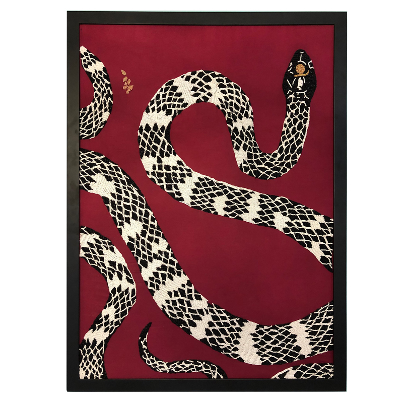 Панно из бисера Striped Snake Черно-белый Бургундский красный Панно из бисера Striped Snake Черно-белый Бургундский красный в Брянске | Loft Concept