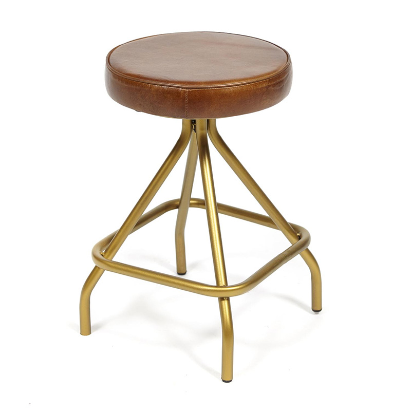 Стул из кожи буйвола Industrial leather stool Коричневый Латунь Стул из кожи буйвола Industrial leather stool Коричневый Латунь в Брянске | Loft Concept