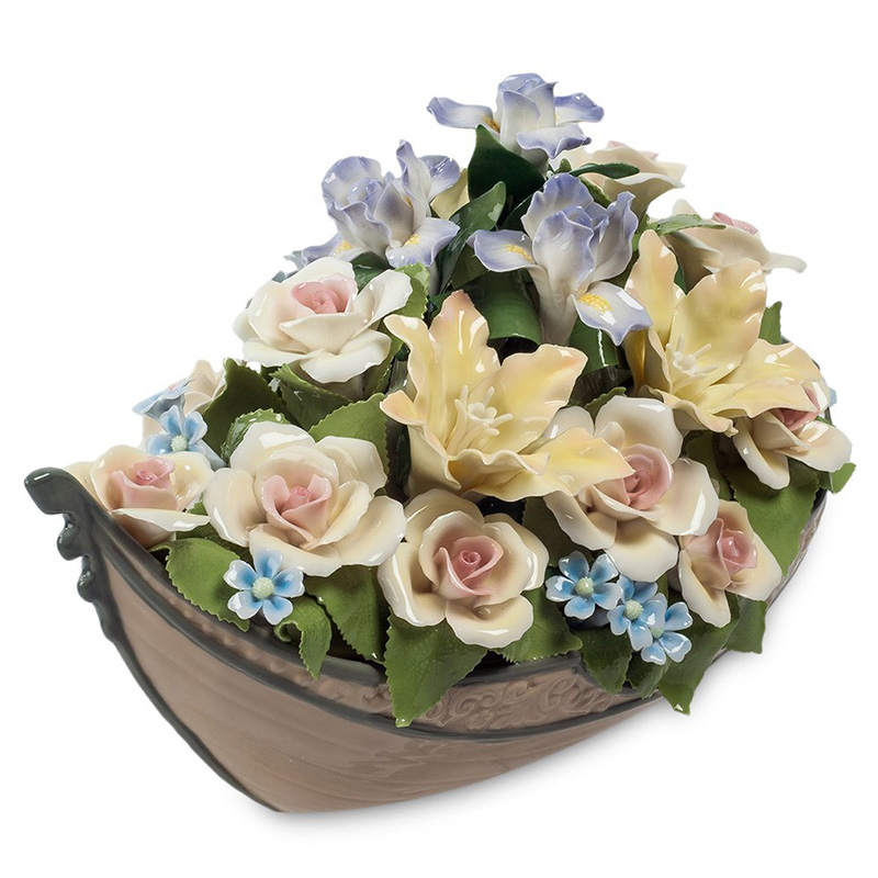 Статуэтка фарфоровая Лодка с цветами Charming Statuette Белый Розовый Голубой Зеленый Желтый Коричневый Статуэтка фарфоровая Лодка с цветами Charming Statuette Белый Розовый Голубой Зеленый Желтый Коричневый в Брянске | Loft Concept