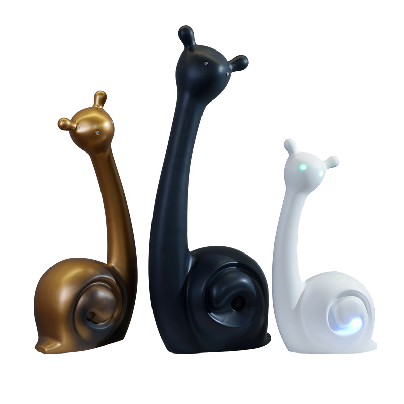 Настольная лампа в виде улитки Snail Lamp Белый Золотой Черный Настольная лампа в виде улитки Snail Lamp Белый Золотой Черный в Брянске | Loft Concept