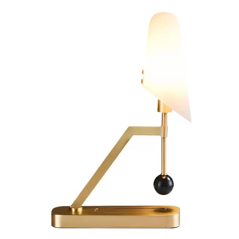 Настольная лампа Gold table lamp with stone Золотой Белый Настольная лампа Gold table lamp with stone Золотой Белый в Брянске | Loft Concept