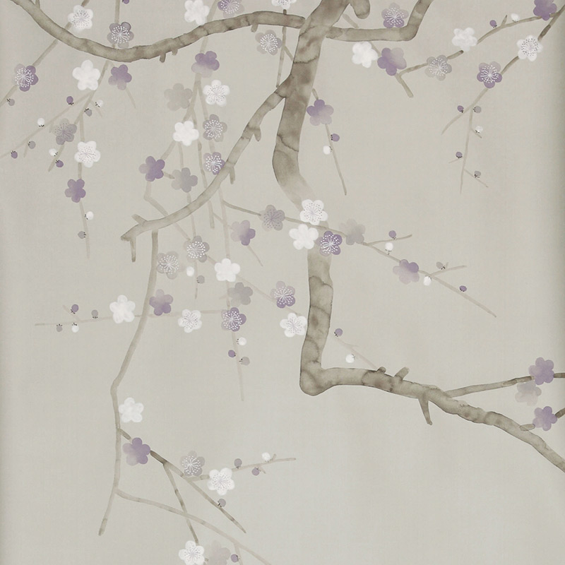 Обои ручная роспись Plum Blossom Special Colourway on Oyster Shell metallic silk Обои ручная роспись Plum Blossom Special Colourway on Oyster Shell metallic silk в Брянске | Loft Concept