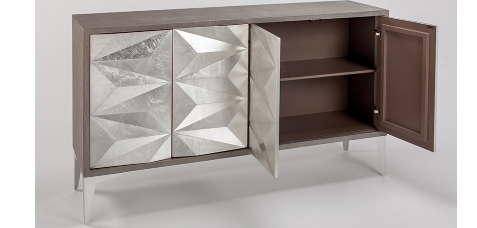 Комод с геометрическим рельефным фасадом Mirrored Doors Серебристый Комод с геометрическим рельефным фасадом Mirrored Doors Серебристый - Loft-Concept в Брянске