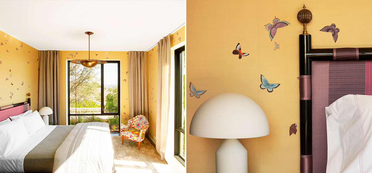 Обои ручная роспись Butterflies Monarch on dyed paper - фото