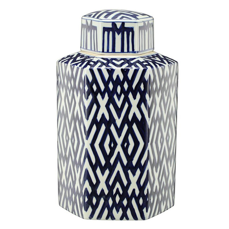 Ваза с крышкой и графическим узором в сине-белых цветах Blue & White Ornament Белый Синий Ваза с крышкой и графическим узором в сине-белых цветах Blue & White Ornament Белый Синий в Брянске | Loft Concept