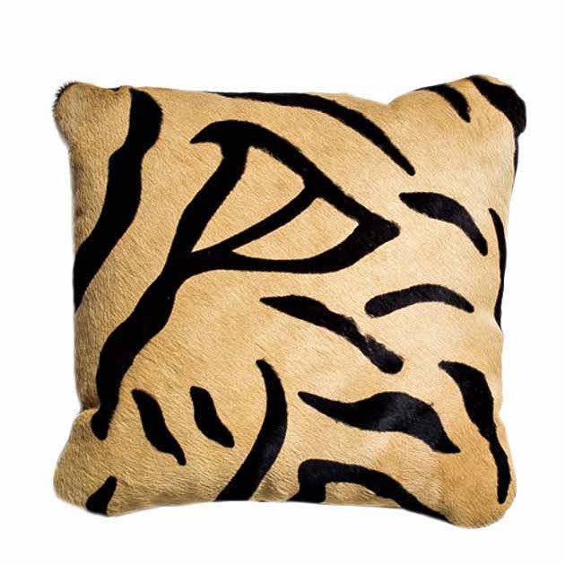Подушка меховая Tiger Бежево-серый Черный Подушка меховая Tiger Бежево-серый Черный в Брянске | Loft Concept