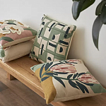 Подушка декоративная зеленого цвета с геометрическим рисунком Divine Abstractions варинант исполнения - 5 | Loft Concept в Брянске