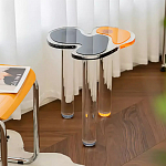 Дизайнерский журнальный стол с фигурной столешницей на 3-х прозрачных ножках Rahakif варинант исполнения - 1 | Loft Concept в Брянске