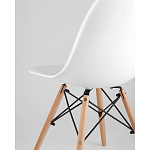 Пластиковый стул на ножках из массива бука Eames White  варинант исполнения - 3 | Loft Concept в Брянске