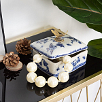 Фарфоровая шкатулка с бронзовой стрекозой Blue and White варинант исполнения - 7 | Loft Concept в Брянске