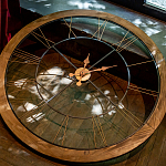 Часы настенные деревянные с римскими цифрами бронзового цвета Clock with History варинант исполнения - 3 | Loft Concept в Брянске