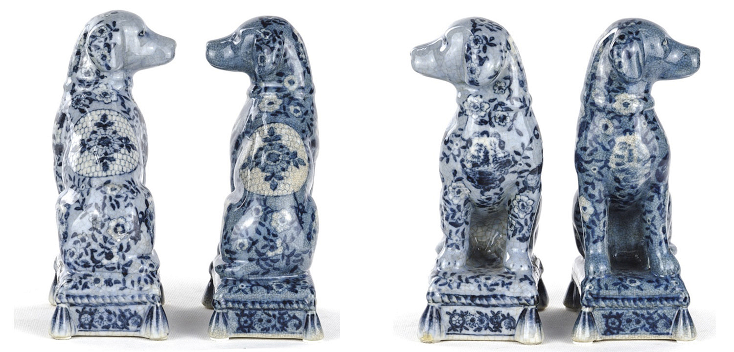 Статуэтки Oriental Blue & White Ornament Dogs набор из 2-х штук Статуэтки Oriental Blue & White Ornament Dogs набор из 2-х штук - Loft-Concept в Брянске