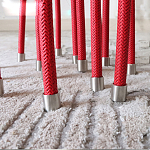 Дизайнерский журнальный стол с круглой прозрачной столешницей и основанием в виде красных металлических тросов Wires варинант исполнения - 3 | Loft Concept в Брянске