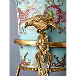 Ваза из голубого фарфора с рисунком птиц и цветов и декоративными элементами Blue Garden варинант исполнения - 11 | Loft Concept в Брянске