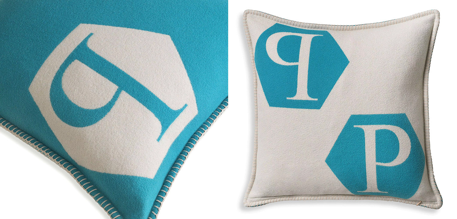 Подушка Philipp Plein Cushion Cashmere PP Logo 65 x 65 Blue Подушка Philipp Plein Cushion Cashmere PP Logo 65 x 65 Blue - Loft-Concept в Брянске