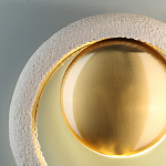 Бра с бежевым текстурным кольцом и латунным шаром в центре Tactile  варинант исполнения - 6 | Loft Concept в Брянске