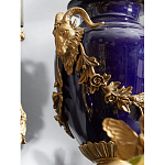 Подсвечник из темно-синего фарфора с бронзовыми элементами и цветами Eden Garden варинант исполнения - 7 | Loft Concept в Брянске