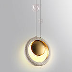 Подвесной светильник с бежевым текстурным кольцом и латунным шаром в центре Tactile  варинант исполнения - 7 | Loft Concept в Брянске