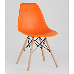 Пластиковый стул на ножках из массива бука Eames Orange варинант исполнения - 1 | Loft Concept в Брянске