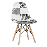 Пластиковый стул на ножках из массива бука Eames Черно-Белый Пэчворк варинант исполнения - 1 | Loft Concept в Брянске