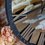 Часы настенные зеркальные с серебряным металлическим циферблатом Mirror Tower Clock варинант исполнения - 2 | Loft Concept в Брянске