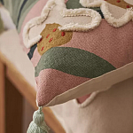 Подушка с цветочным принтом и кисточками Blooming Elegance Daisy варинант исполнения - 7 | Loft Concept в Брянске