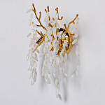 Бра золотого цвета с ветвями и белыми овальными стеклянными подвесками Droplet Chandelier варинант исполнения - 3 | Loft Concept в Брянске