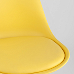 Стул с основой из пластика и мягким сиденьем Arvika Yellow варинант исполнения - 8 | Loft Concept в Брянске