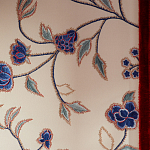 Обои с вышивкой ручной работы Flora Catherine colourway on Liso Pearl wool sateen варинант исполнения - 4 | Loft Concept в Брянске