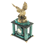 Часы настольные из натурального камня с декором в виде орла Eagle Stone Clock варинант исполнения - 6 | Loft Concept в Брянске