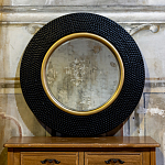 Зеркало в черной фактурной раме с золотым кантом Summon the Light варинант исполнения - 4 | Loft Concept в Брянске