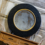 Зеркало в черной фактурной раме с золотым кантом Summon the Light варинант исполнения - 5 | Loft Concept в Брянске