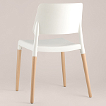 Пластиковый стул на ножках из массива бука Ferret White варинант исполнения - 5 | Loft Concept в Брянске