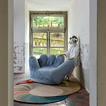 Дизайнерское плюшевое кресло в форме руки голубое Poltronova Joe Plush Baby Blue Armchair варинант исполнения - 4 | Loft Concept в Брянске