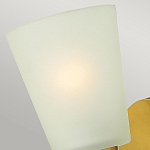 Бра с белым матовым стеклянным плафоном и тремя декоративными шарами Hinkley варинант исполнения - 9 | Loft Concept в Брянске