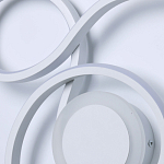 Бра белого цвета с изогнутыми световыми линиями и круглым основанием Luke Lampco Tracer Lamp варинант исполнения - 5 | Loft Concept в Брянске