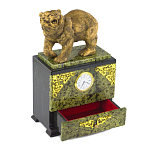 Часы настольные с декором в виде медведя и выдвижным ящиком из натурального камня Змеевик Bear Stone Clock варинант исполнения - 3 | Loft Concept в Брянске