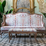 Трехместный диван из массива бука бежевый с растительным орнаментом Raffael Renaissance Beige Sofa варинант исполнения - 8 | Loft Concept в Брянске