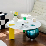 Дизайнерский журнальный стол с круглой белой столешницей на 3-х геометрических ножках Tajefox варинант исполнения - 2 | Loft Concept в Брянске