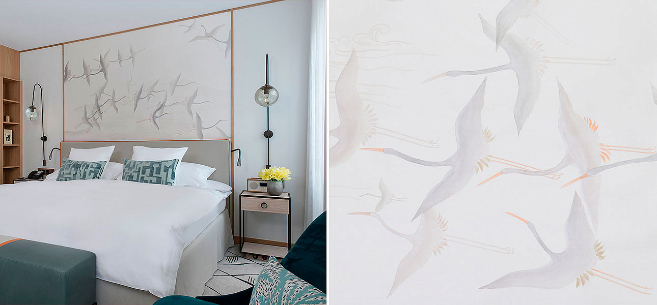 Обои ручная роспись Cranes Scroll Original colourway on Natural Mica metallic silk Обои ручная роспись Cranes Scroll Original colourway on Natural Mica metallic silk - Loft-Concept в Брянске